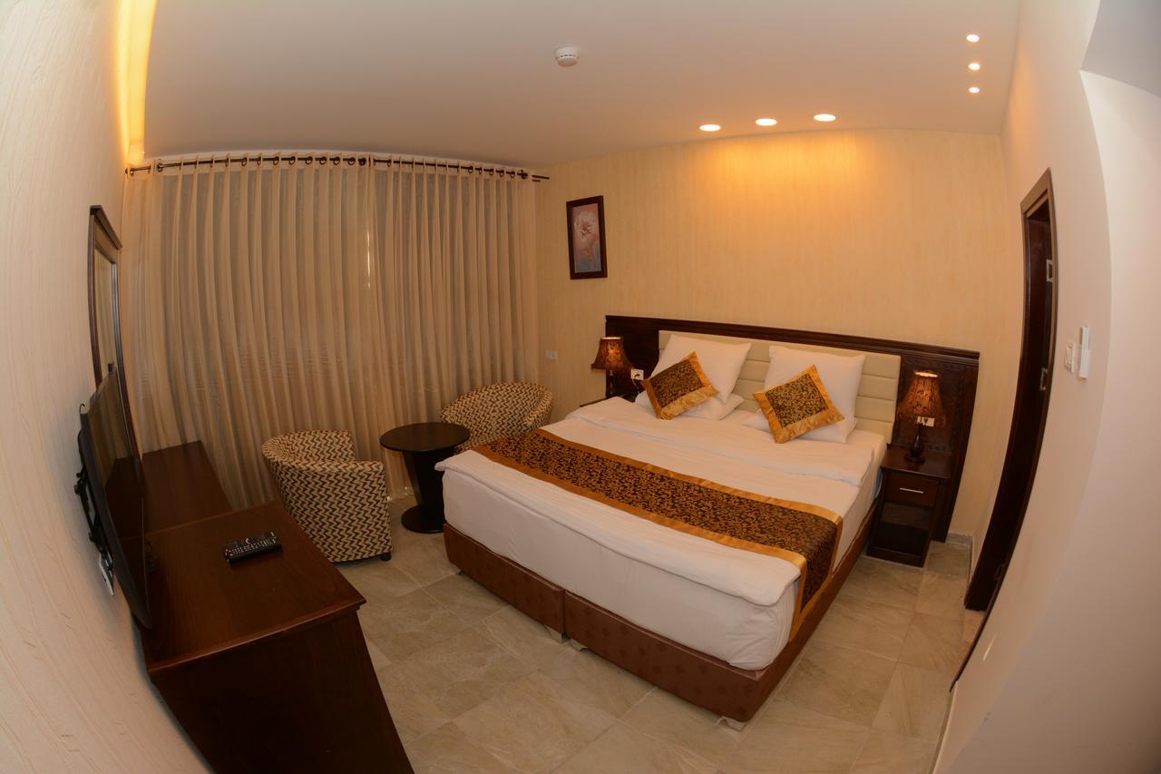 Royal Suites Nablus Exteriör bild