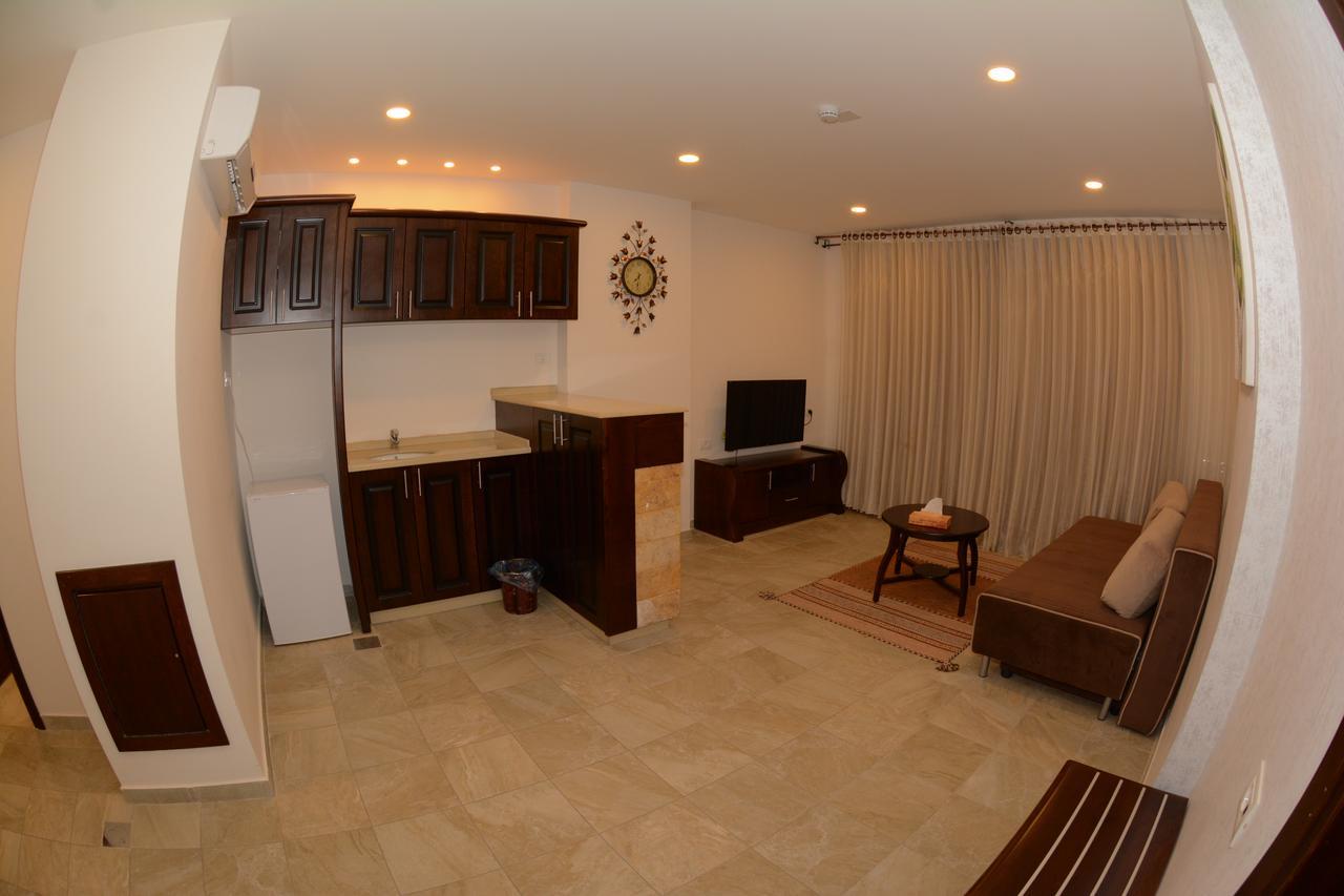 Royal Suites Nablus Exteriör bild