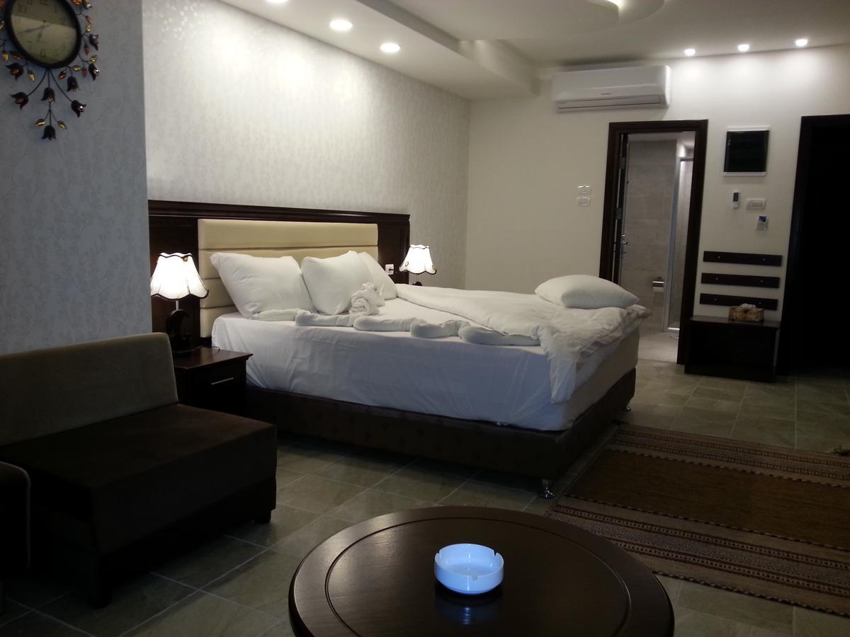 Royal Suites Nablus Exteriör bild