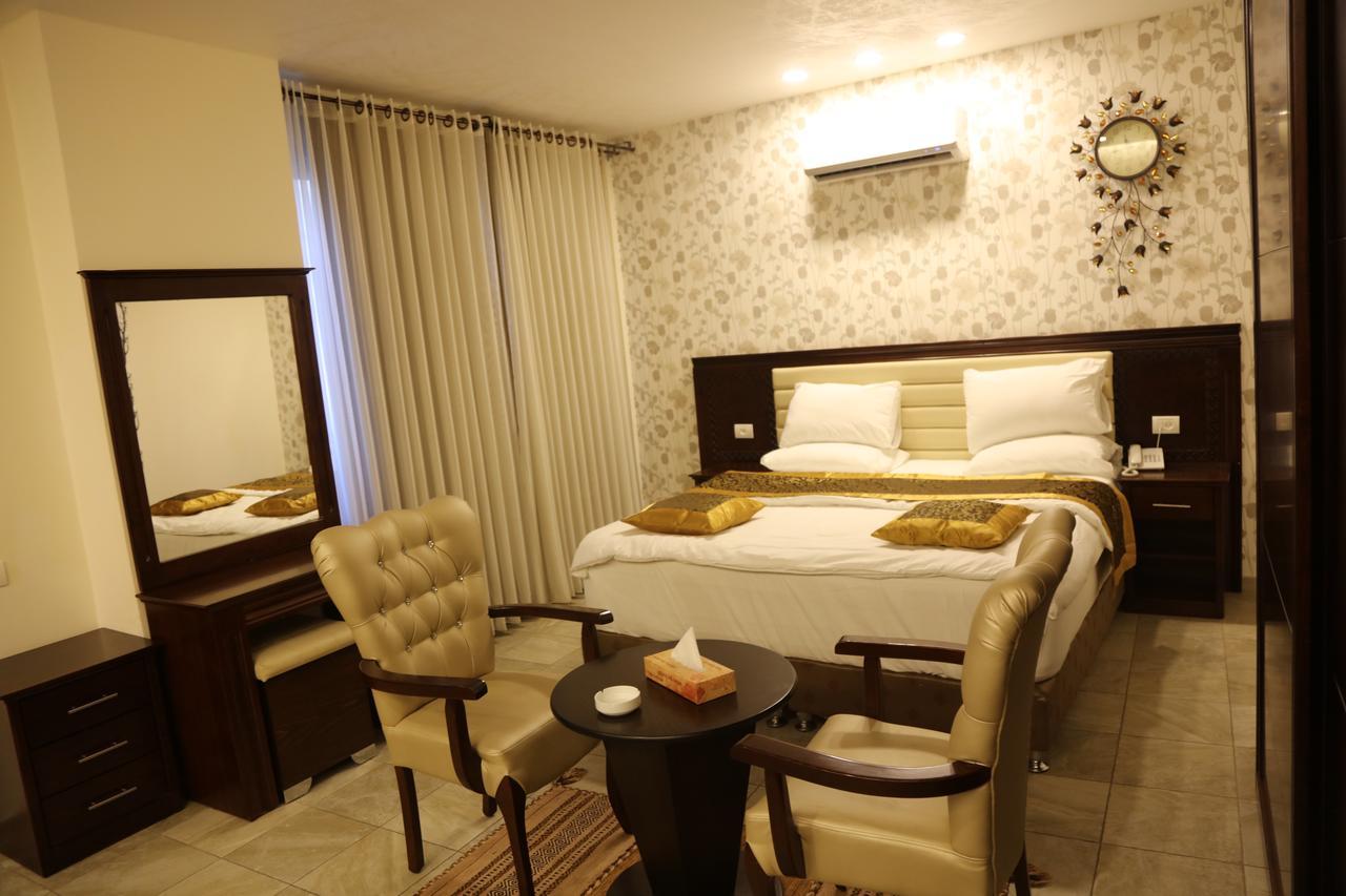 Royal Suites Nablus Exteriör bild
